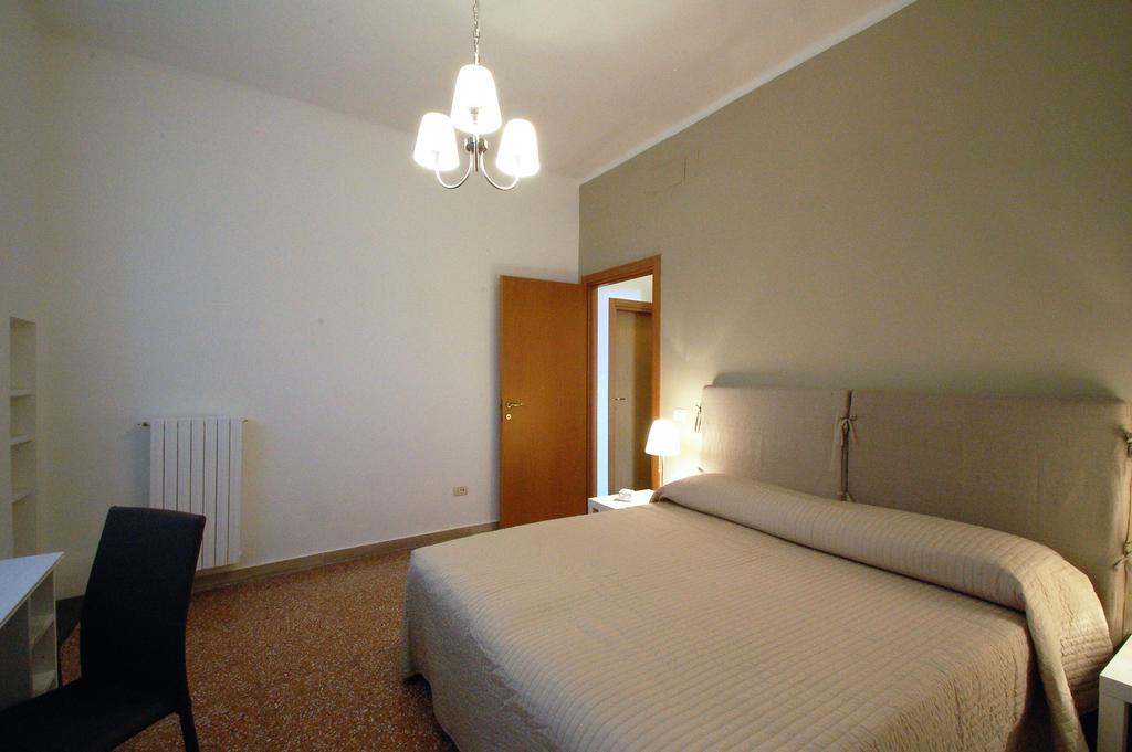 Bed and Breakfast Giardino Dei Frutti Bari Habitación foto